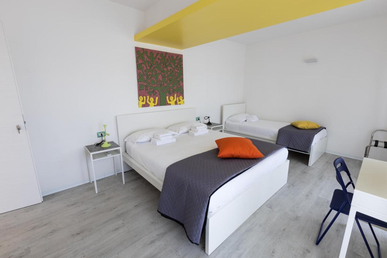 Valmontone Travel Rooms Exterior photo